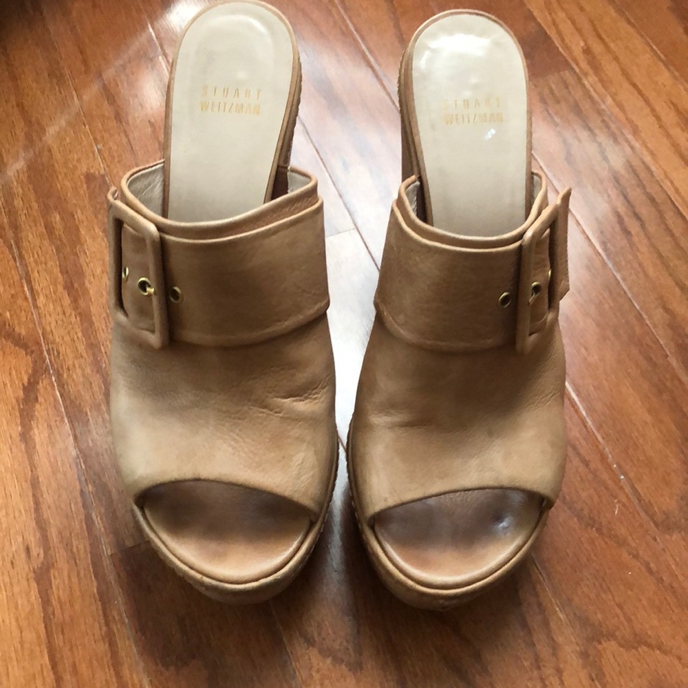 Stuart Weitzman tan wedges